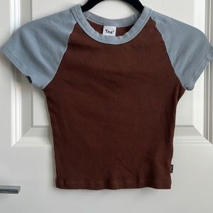 COPY - ARITZIA tna top